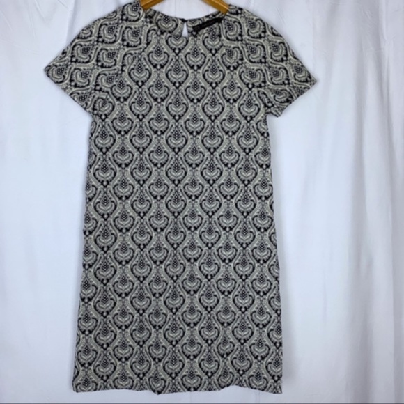 Zara Dresses & Skirts - Zara Basic shift dress with textured pattern, XS